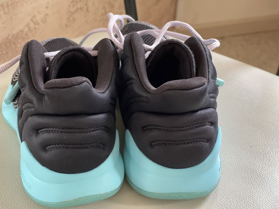 Детски маратонки оргинални ADIDAS Cliudfoam номер US 5, UK 41/2,