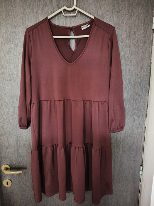 Rochie elastică vișinie