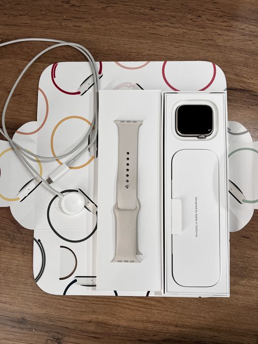 Apple watch SE (2gen) 44mm б/у бежевый