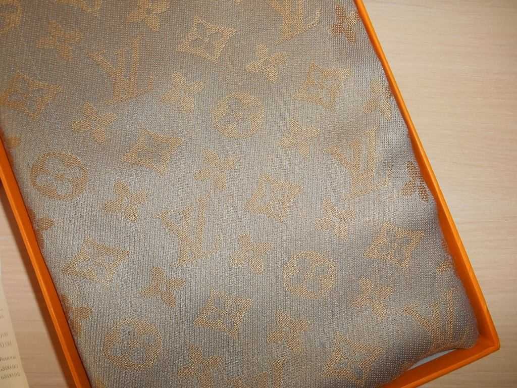 Eșarfă pentru femei Louis Vuitton 0338