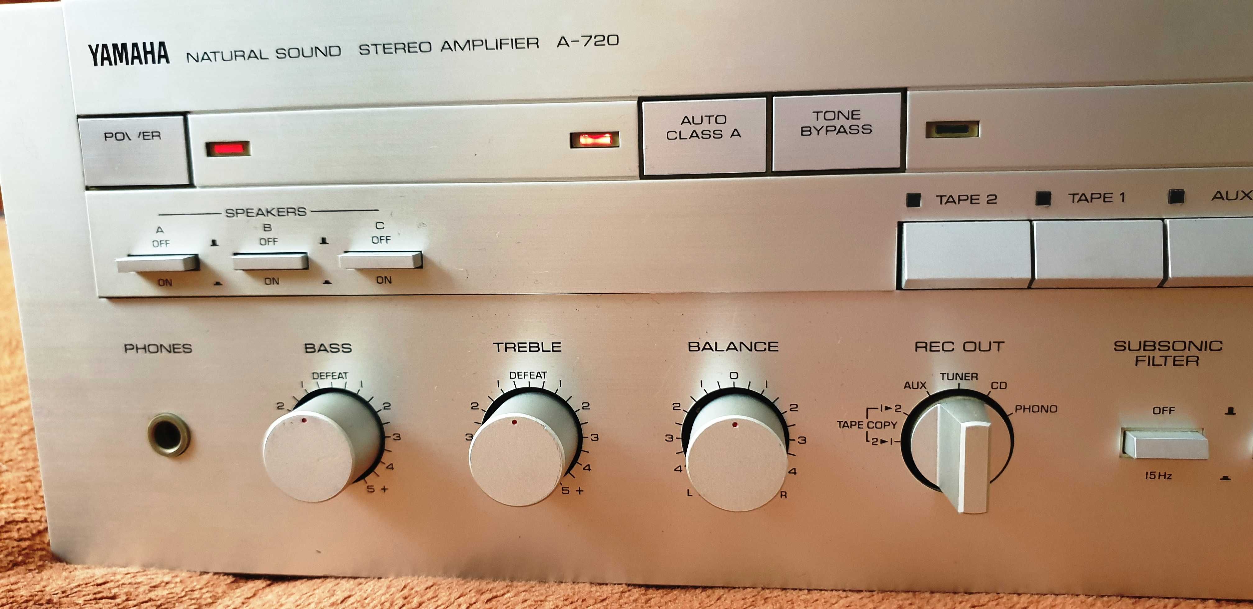 Yamaha A-720 amplificator vitange 2X105W pe 8 Ohm