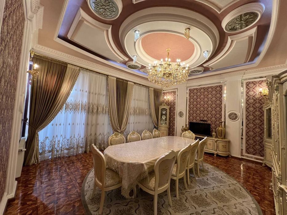 Участок Мирзо Улугбек, Амир Темур махалля