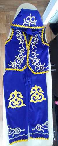 Казахский костюм для мальчика 6-7 лет