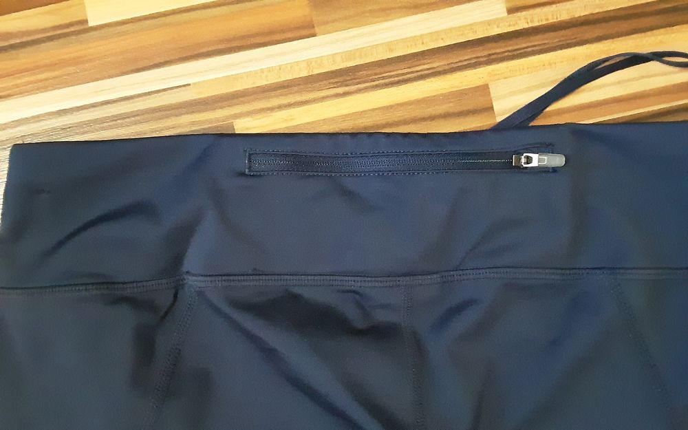 (М) NIKE & NIKE AIR FLEECE оригинални клинове(30лв)и долници(45лв)