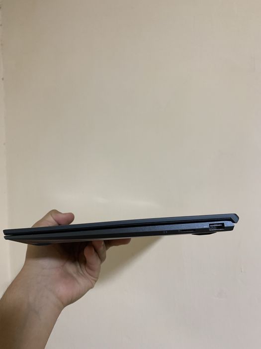 Asus Zenbook 14.