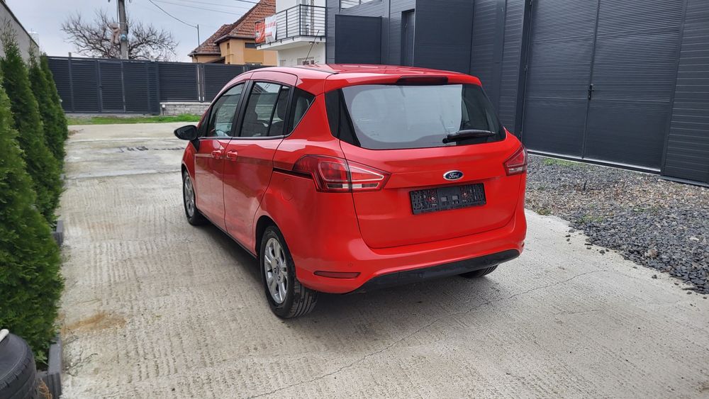 Ford B max din 2014 Ecobust motor 1.0 101 cp cu climatronic