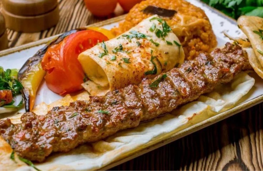 Dispozitiv de facut kebap kebab adana si frigarui din carne tocata