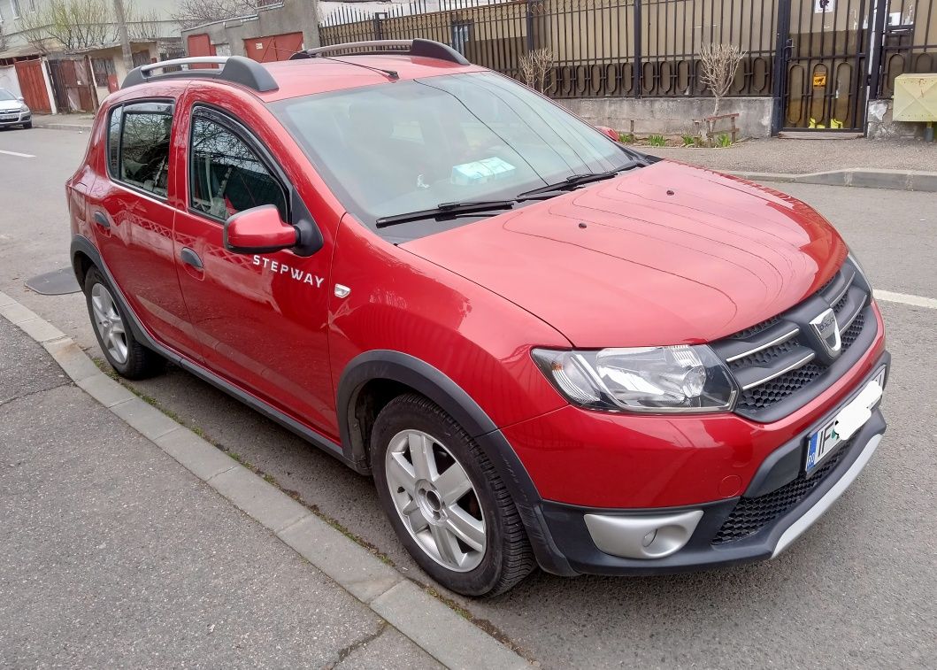 Vând Sandero stepway