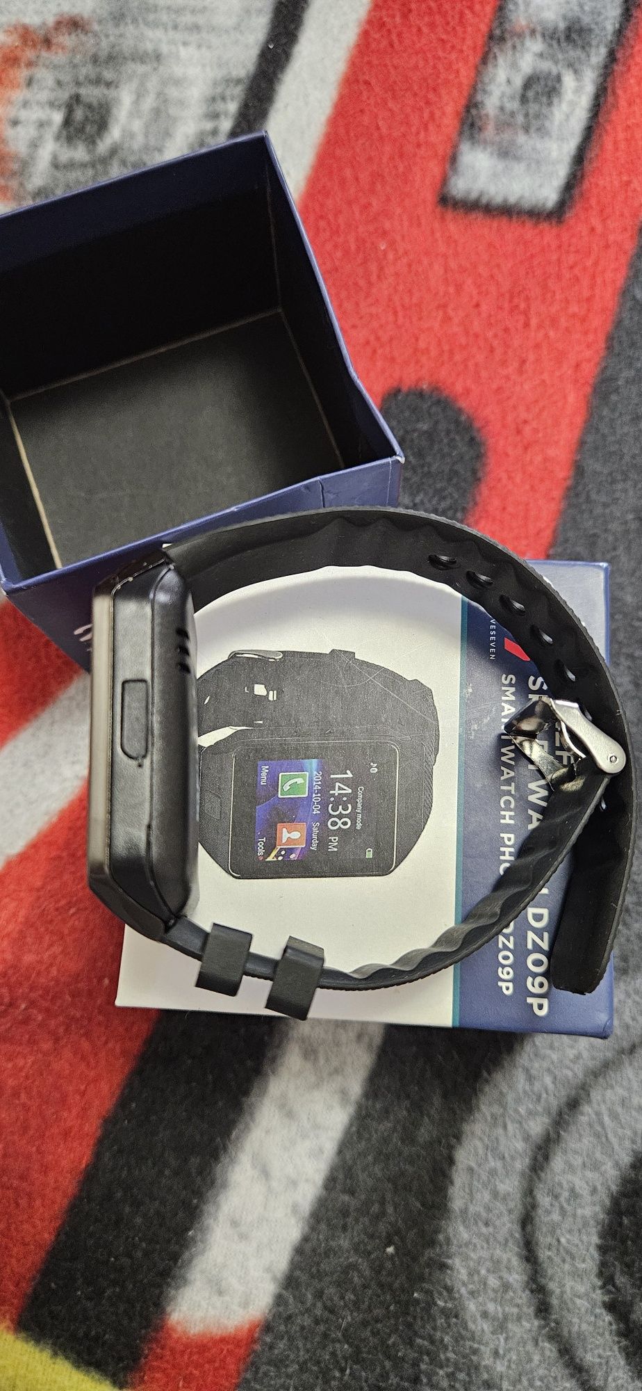 Ceas Smartwatch negru nou.

Brățară din silicon.

Sistem de operare An