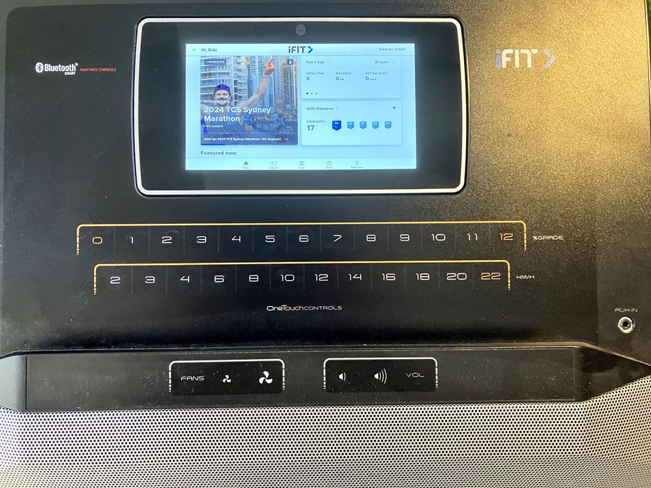 Bandă de alergare NordicTrack Elite 900