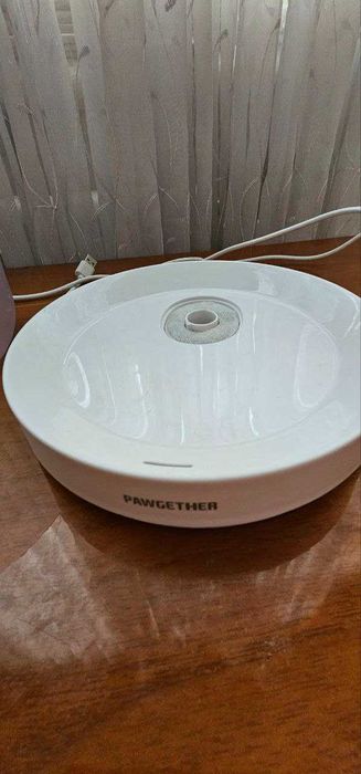 Автомотическая поилка для котов и собак