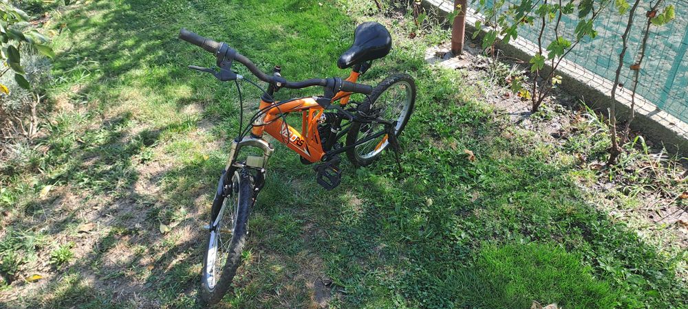 Bicicleta copii 7-12 ani