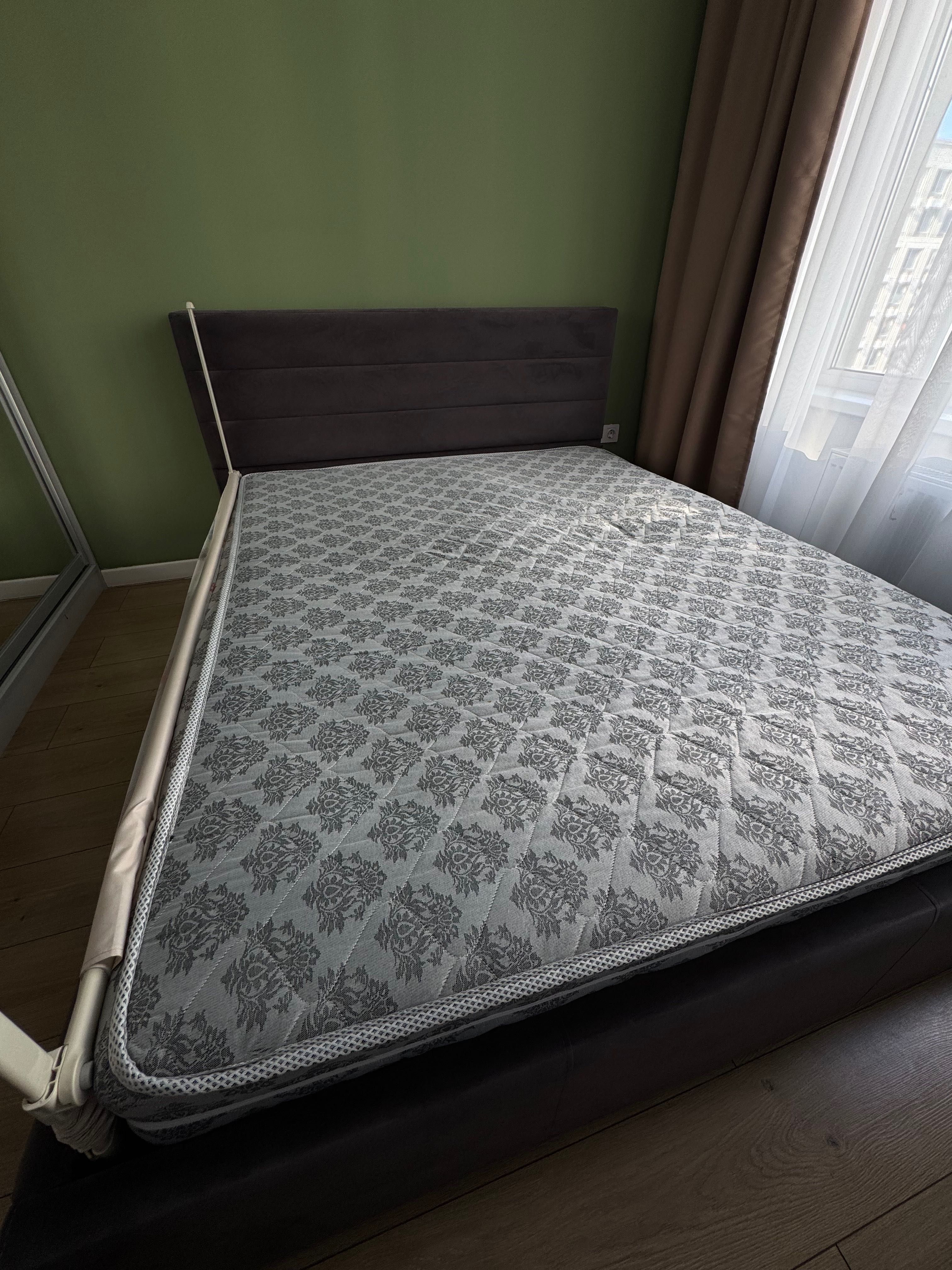 Продам Б/у МАТРАС