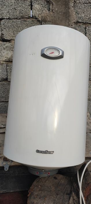 Продается  Аристон   50 литров