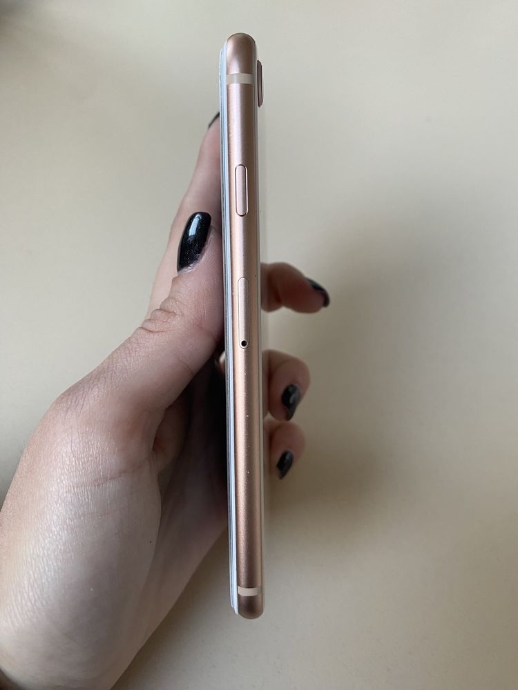 iPhone 8 rose gold