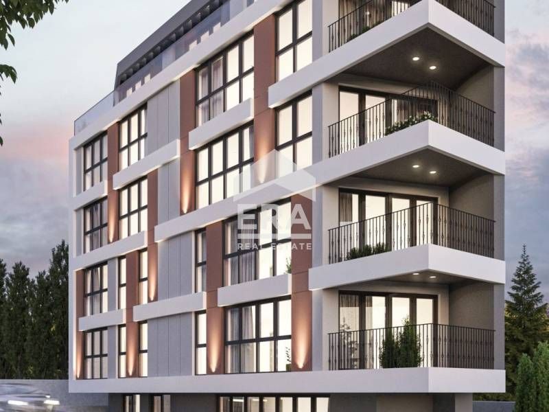 Тристаен южен апартамент за продажба, с голяма дневна , в новострояща