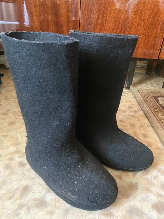 Продам валенки мужские