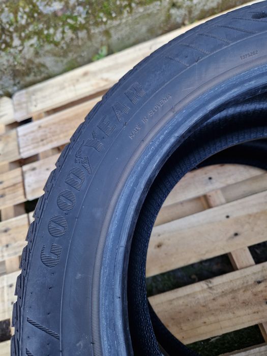 2anvelope vara-iarna 4seasons 195 55 16 Good Year