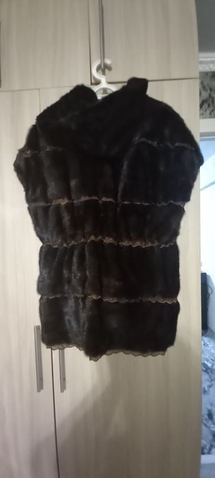 Продам жилет норковый по почте не отправляю!!только за нал