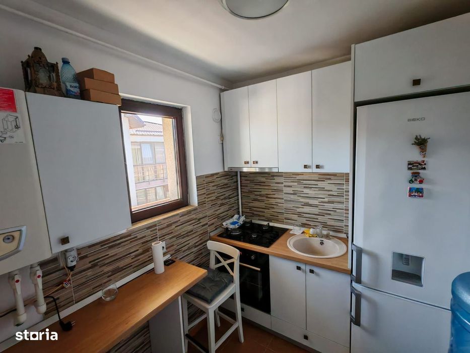 Apartament 2 camere decomandat, partial mobilat, 6-7 min metrou