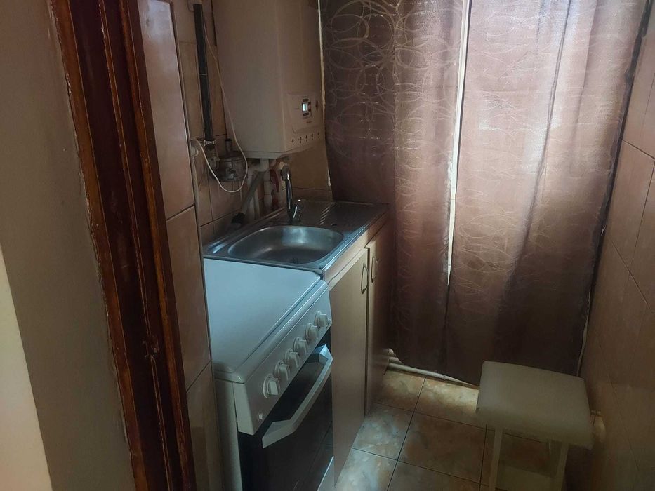 Inchiriez garsoniera