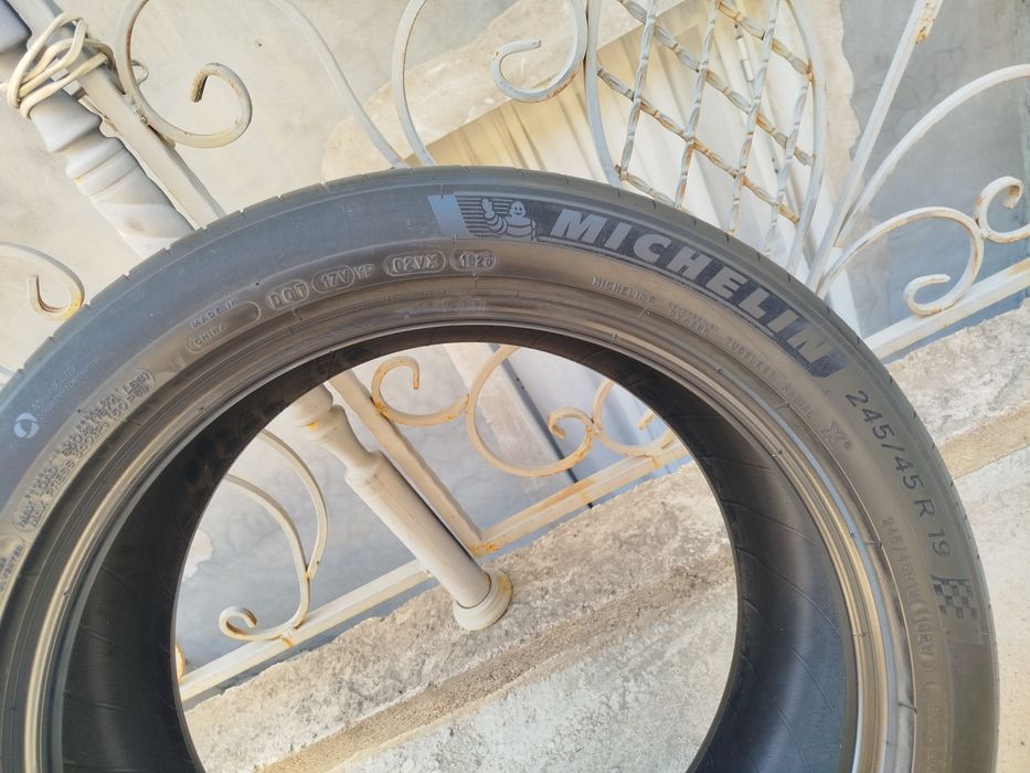 245 45 R19 Shina Michelin 1 dona