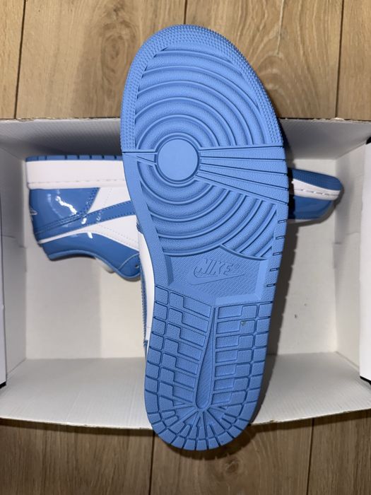 Обувки Air Jordan 1 Low SE "Legend Blue"