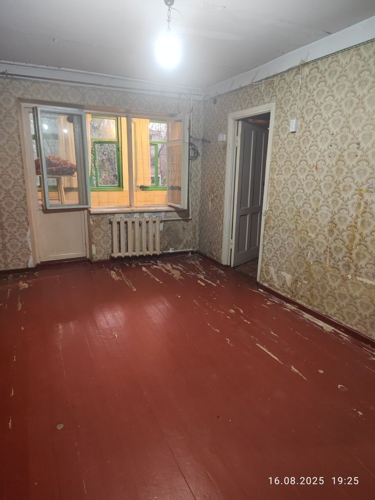 Продаётся 3-комнатная квартира в кирпичном доме, Авиасозлар-3