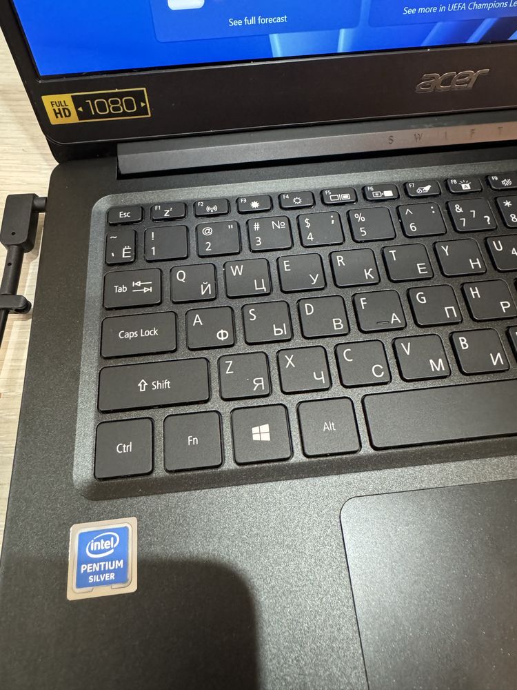 Срочно продаю Ноутбук Acer Swift 1 (SF114-32)