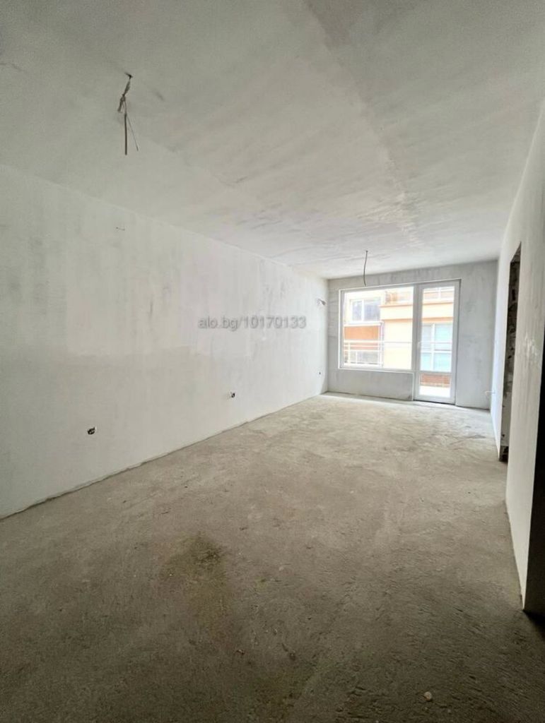 Продава се Двустаен апартамент в Поморие - 90 кв.м за 1089 €/кв.м - Снимка #2