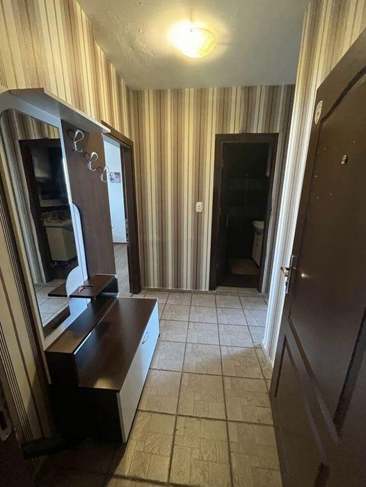 Дава се под наем Двустаен апартамент в Бургас, Меден рудник - зона А - 50 кв.м за 331.5 € - Снимка #2