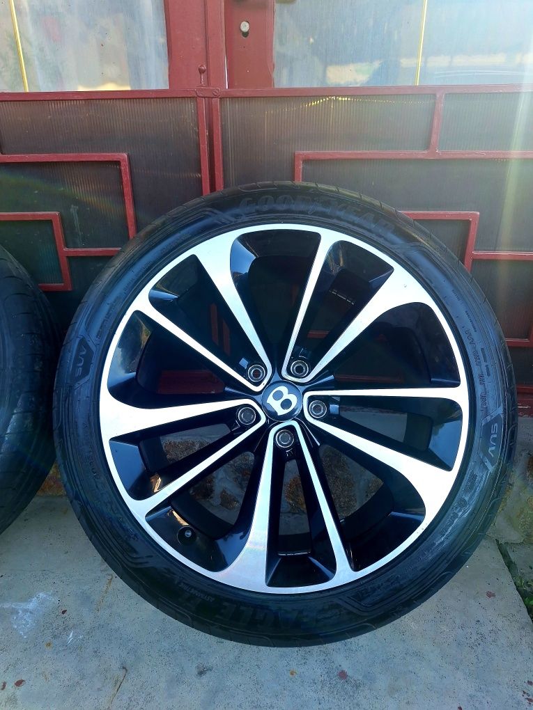 Roti (Jante+Anvelope) Bentley Bentayga 275 40 R21