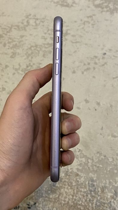 Iphone 11 продаются