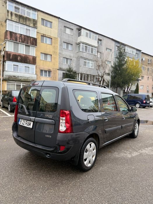Vând Logan MCV 7 locuri 2008