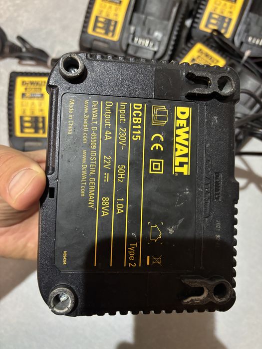 Incarcator dewalt