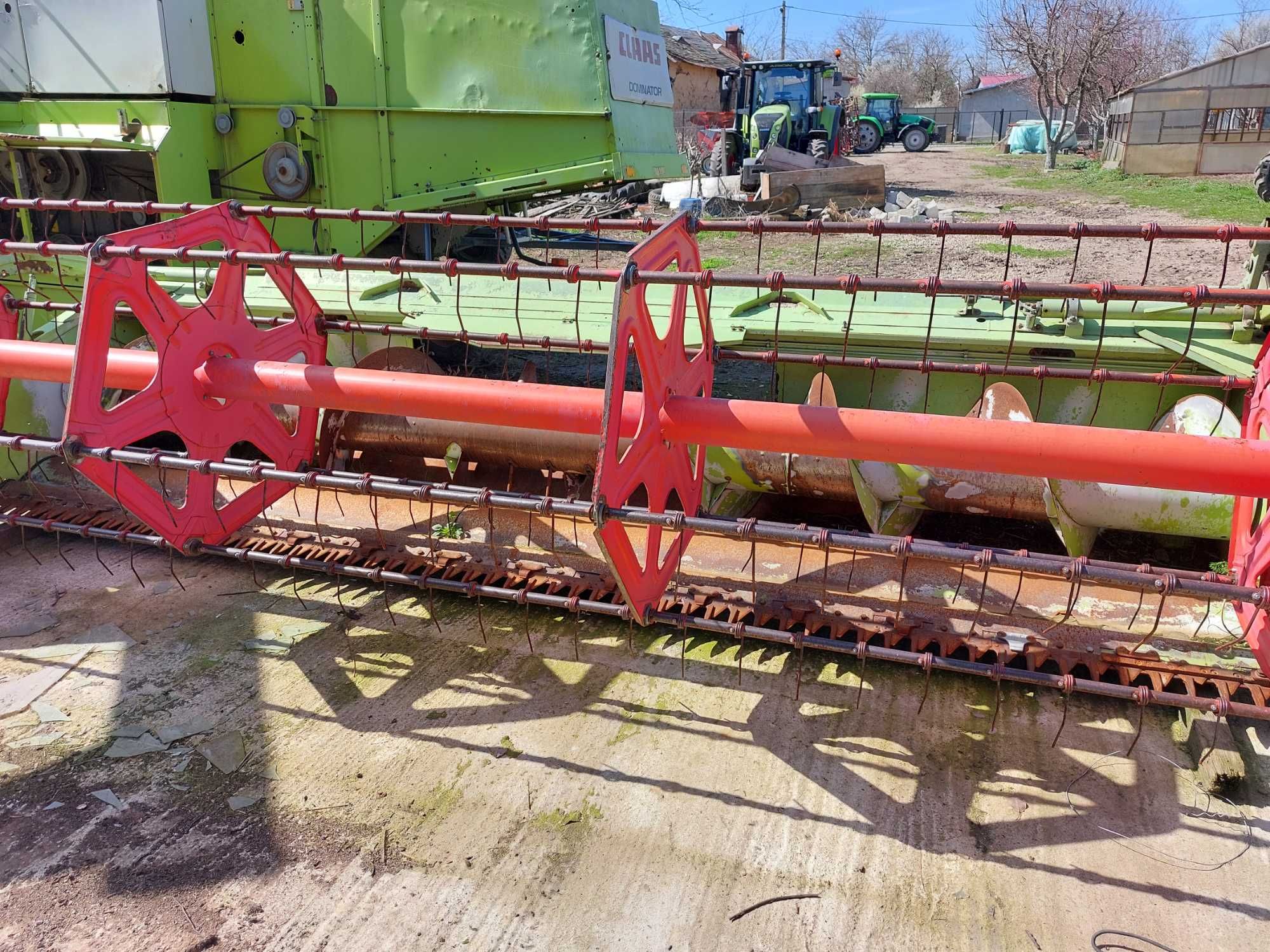 Combina claas dominator 150