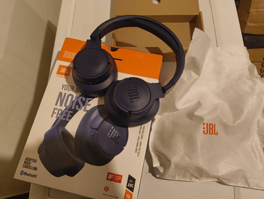 Безжични слушалки с микрофон JBL - Tune 770NC