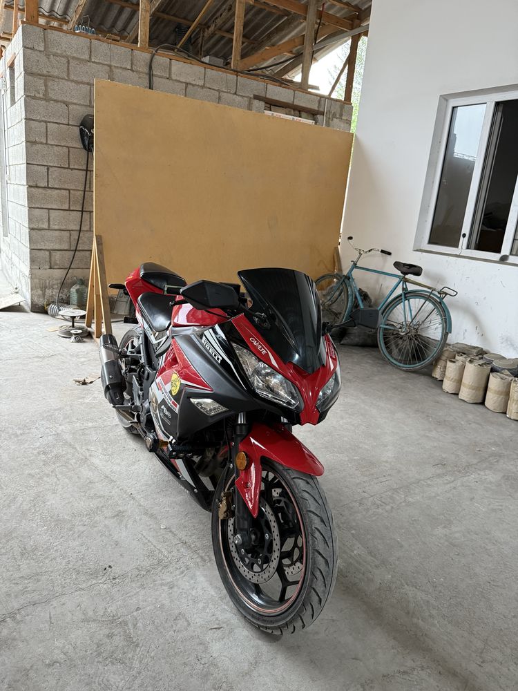 Kawasaki ninja sotiladi