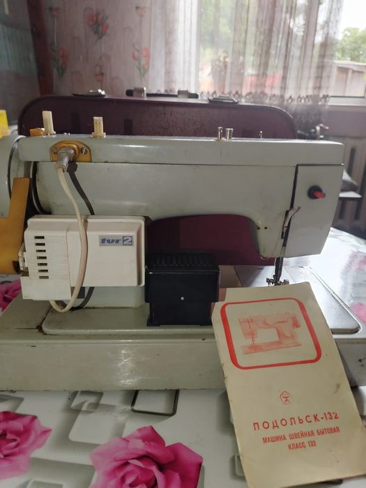 швейная машина с электрическим приводом