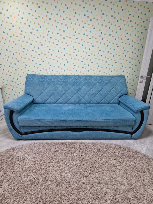 Продам диван 35 000 тнг.