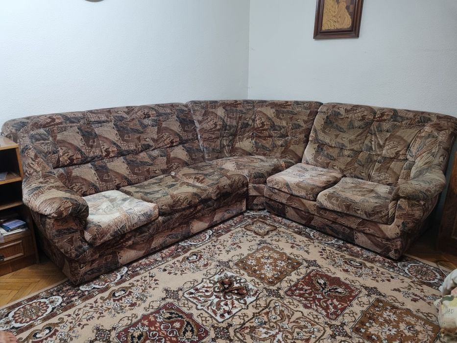 Vand coltar extensibil si fotoliu f confortabil