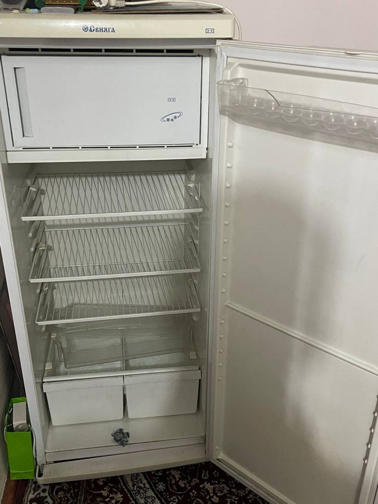 Продается холодильник в отличном состоянии!!!
