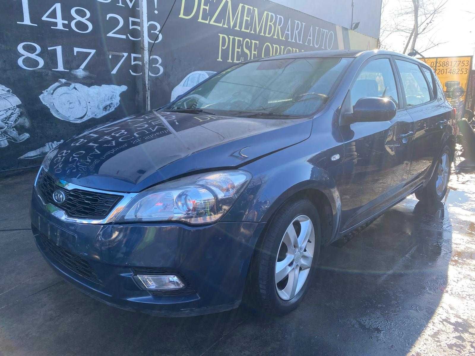 Dezmembrez Kia Ceed 1.6 UK D4FB 2013 Xenon piese kia ceed