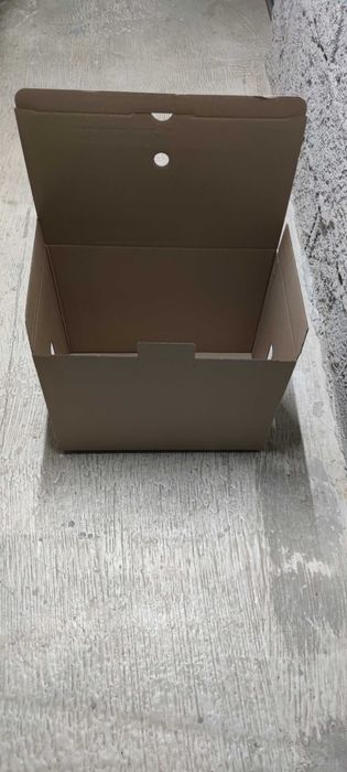 Cutii noi din carton, pentru arhivare, transport sau depozitare