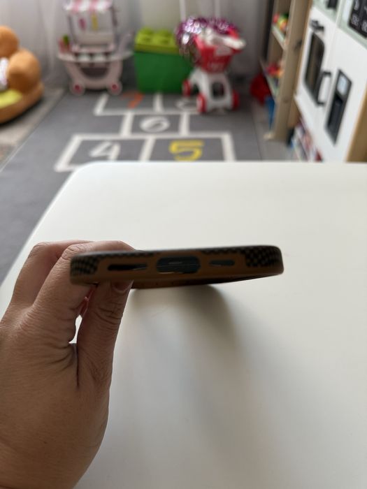 Husa pitaka iPhone 16 PM