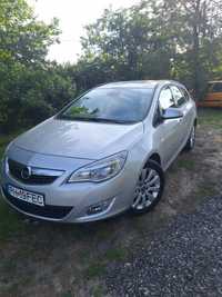 Opel Astra J 2010 diesel 17 CDTI 125 CP