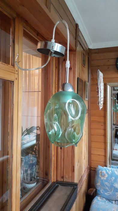 Стеклянный небольшой светильник