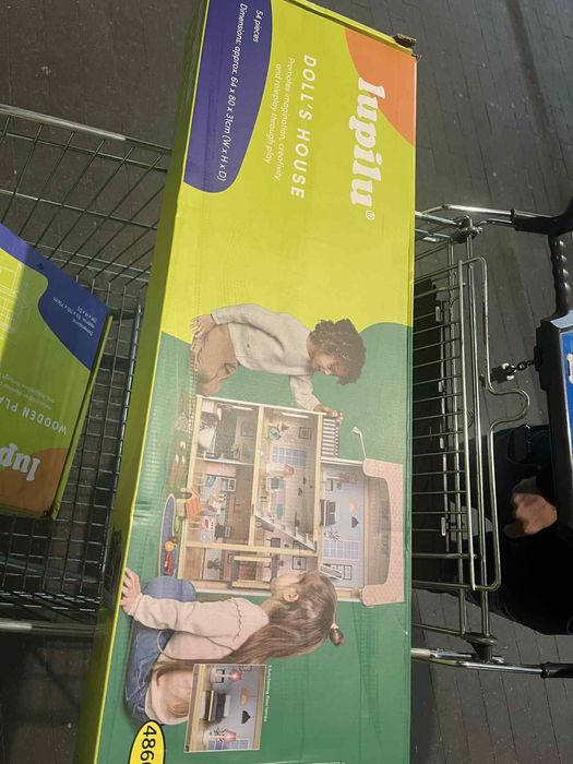 Casuta de papusi 54 de piese ,