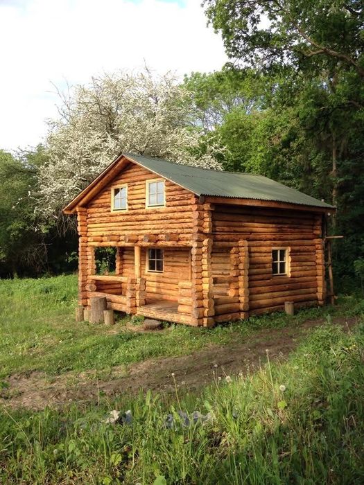 Vand cabana din lemn rotund