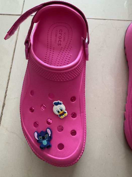 Crocs platforma roz